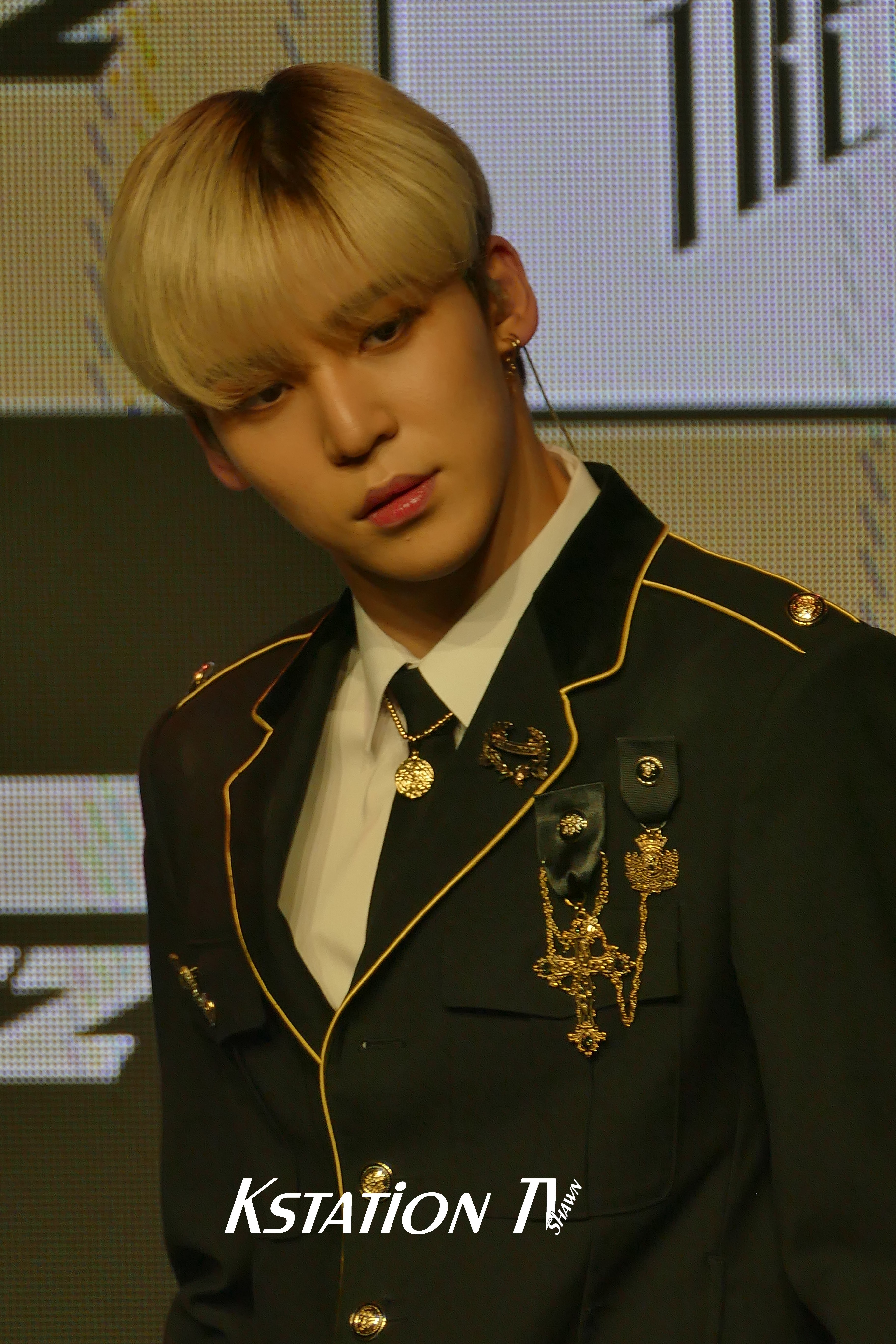 ATEEZ ユノ Ateez ユノ かっこいい