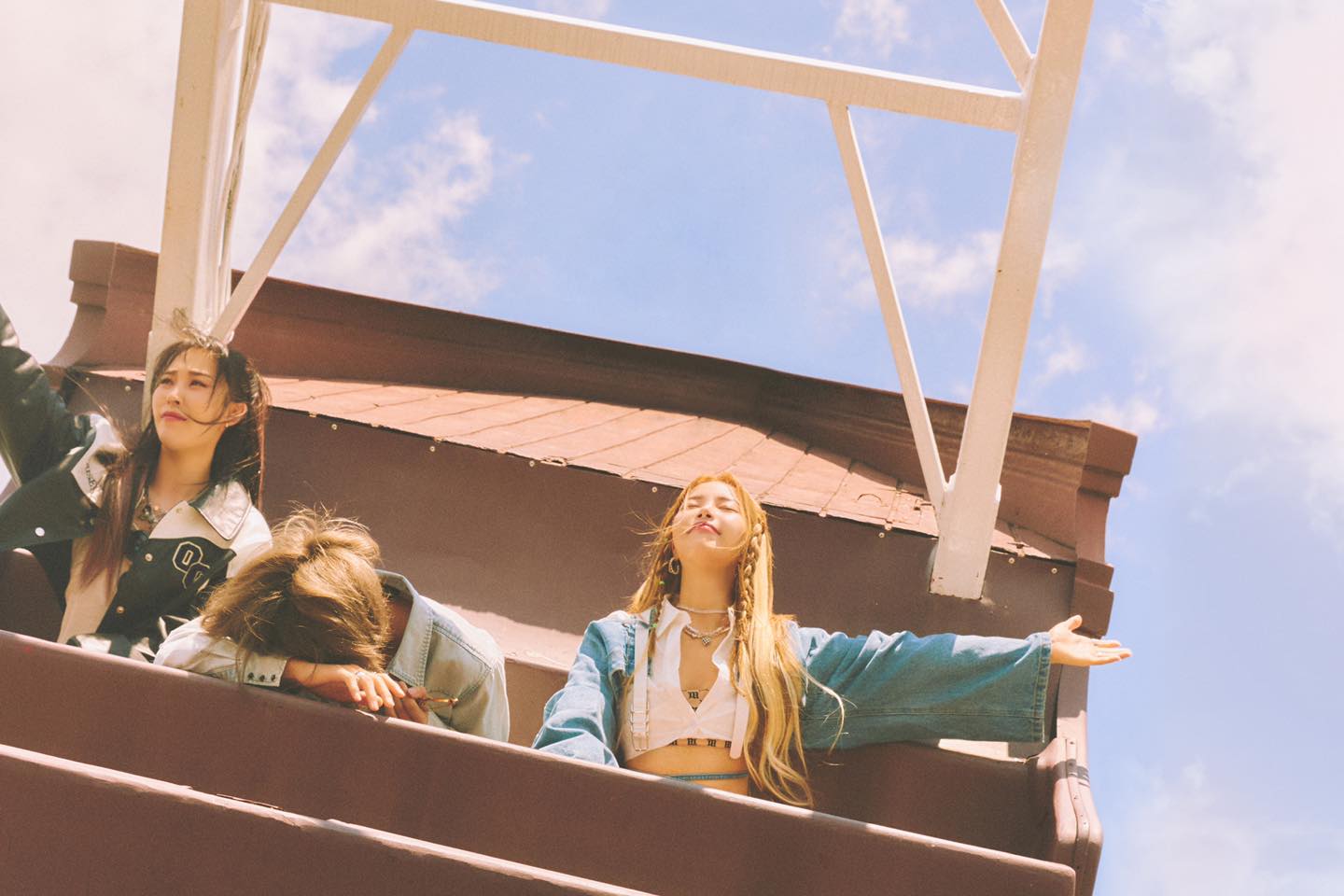 MAMAMOO (2) – KSTATION TV