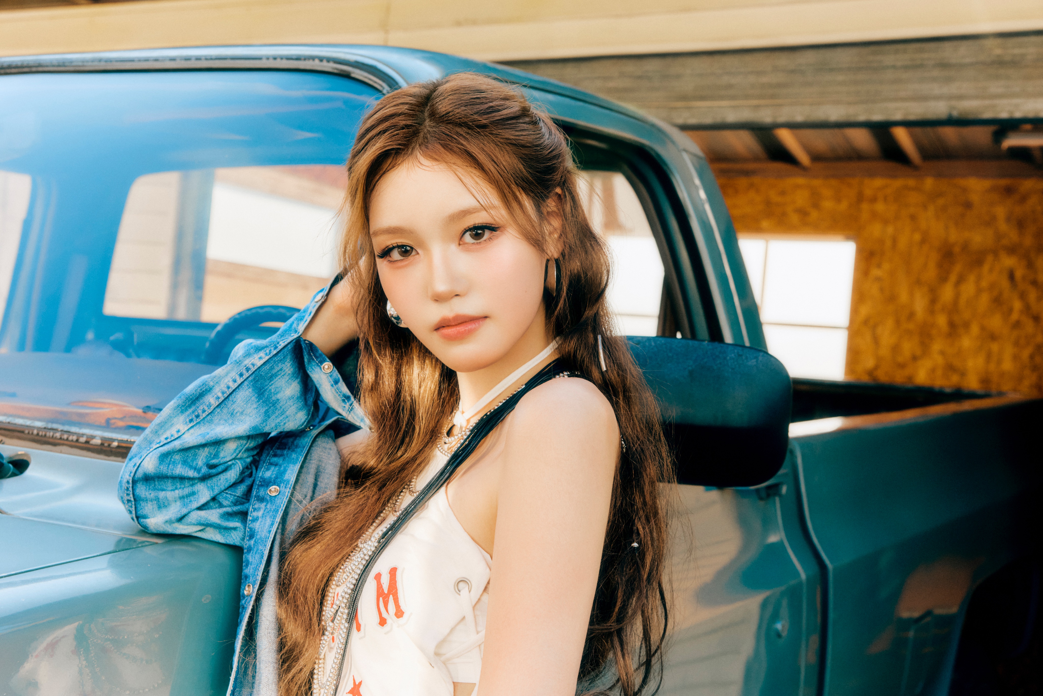 IZNA – JEONG SAE BI 3 – KSTATION TV